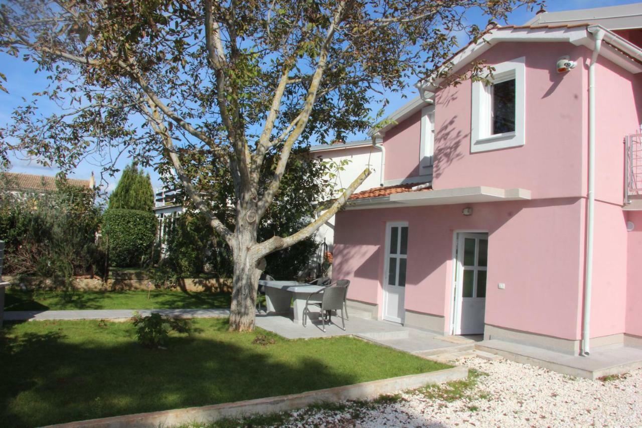 Vacation House "Viola" Fažana Exteriör bild